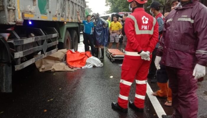 Kecelakaan Bersama Sang Ibu, Siswi SD di Malang Tewas Terlindas Truk