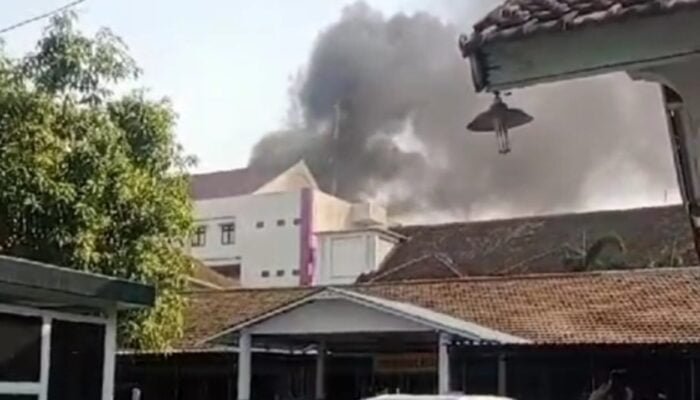 RSUD Ngajuk Kebakaran, Pasien Dievakuasi ke Tempat Aman