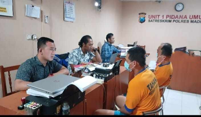 Caleg, nyolong di toko sembako