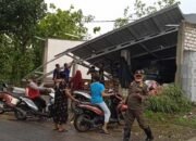 Angin Kencang Sapu Sejumlah Rumah dan Pohon di Lamongan