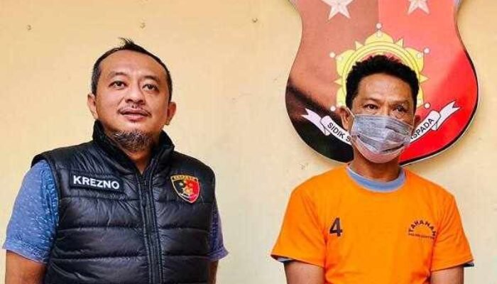 Debt Collector di Surabaya Diamankan Polisi Gegara Tagih Utang Bawa Celurit