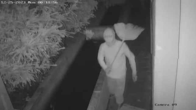 Maling berpakaian ala ninja, Berita Jombang