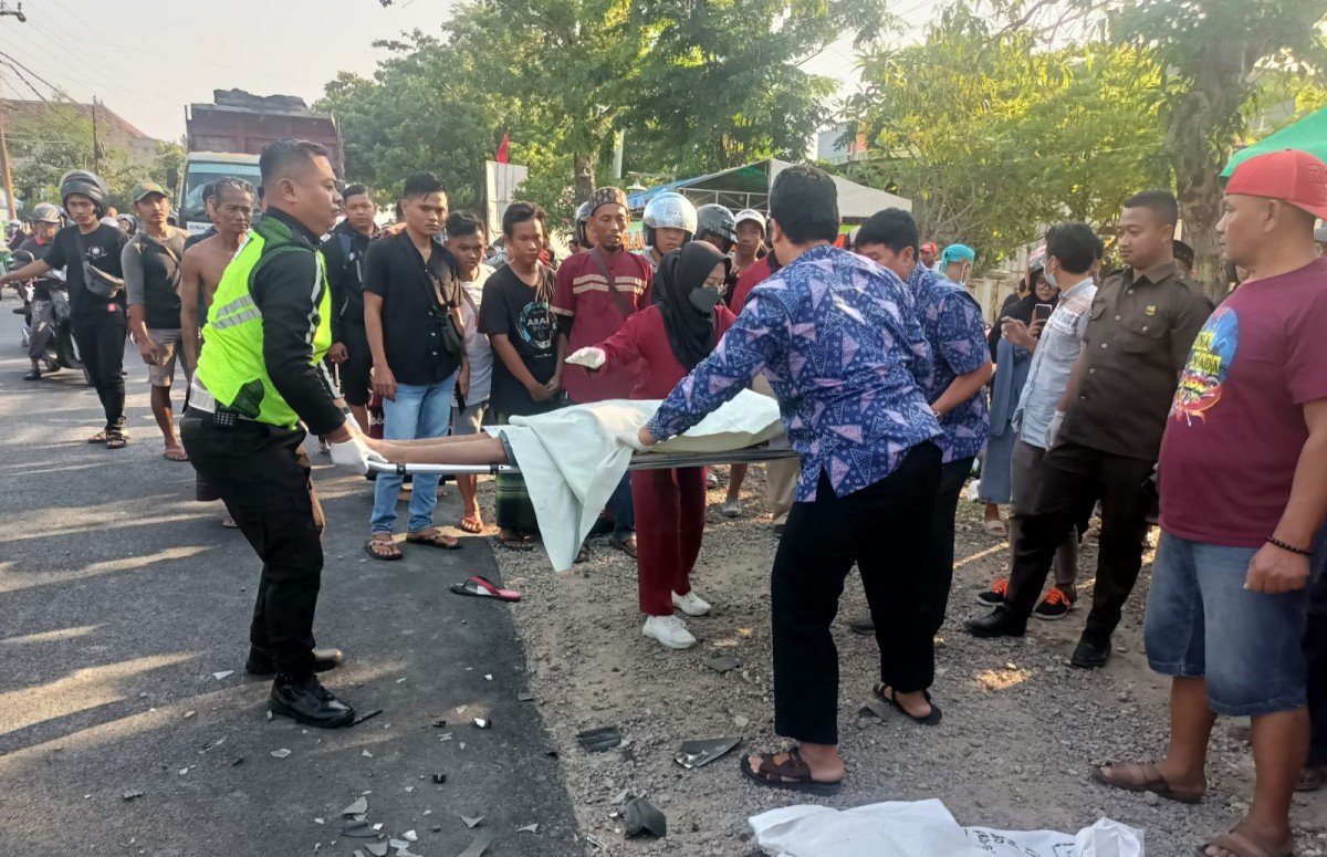 Kecelakaan adu moncong, meninggal dunia