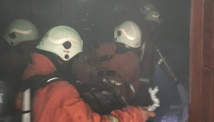 Diduga Korsleting Listrik, Ruangan Sekolah Katolik di Surabaya Kebakaran