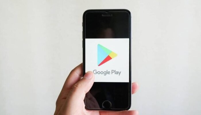 Empat Cara Ampuh Mengatasi Download Tertunda di Play Store