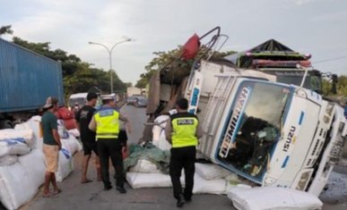 Kecelakaan karambol, Berita Lamongan