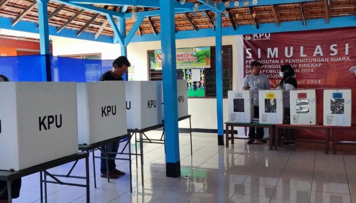 KPU Kota Mojokerto Gelar Simulasi Pencoblosan Sebagai Pematangan Pemahaman Sirekap