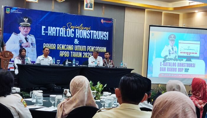Sosialisasi E-katalog Kontruksi, Mas Pj Ali Kuncoro Berharap Sistem Ini Bisa Persingkat Waktu Lelang Dan Bermanfaat Bagi Masyarakat