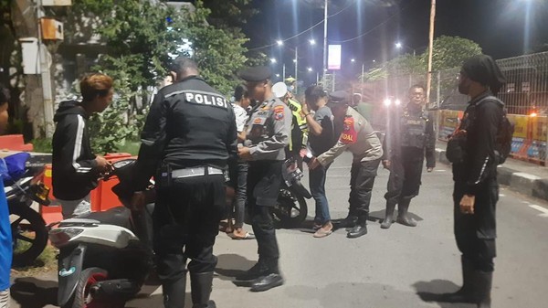 Razia gabungan, Motor Berknalpot brong