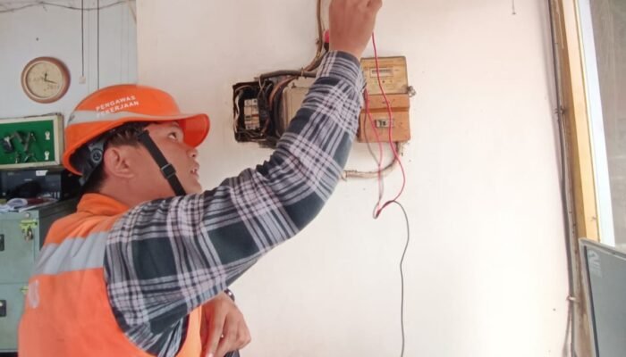 H-2 Pemilu, PLN UP3 Mojokerto Kordinasi dengan KPU Pastikan Keamanan Pasokan Listrik