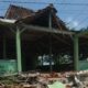 Gempa Tuban, Bangunan ambruk