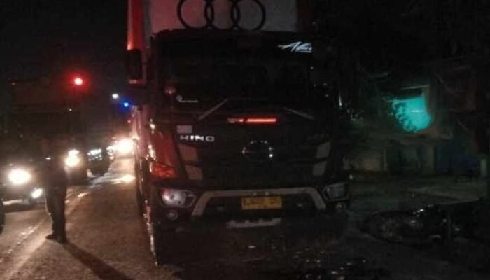 Truk Tronton Sasak 3 Kendaraan di Jombang, 1 Orang Meninggal Dunia
