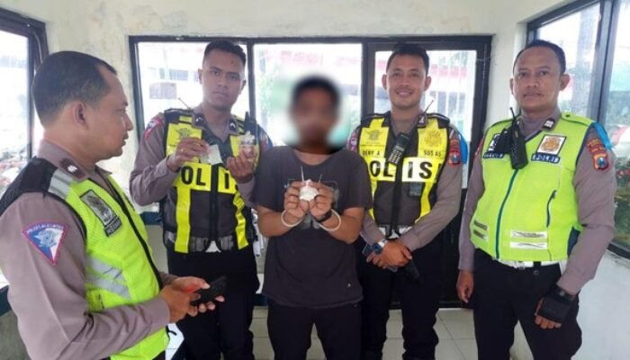 Terjaring Razia di Surabaya, Pemotor Bawa Pil Koplo Diamankan Petugas