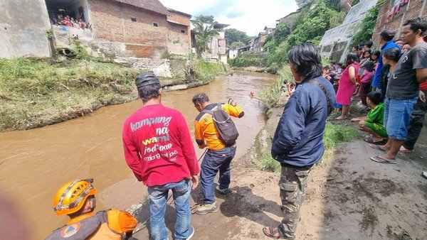 Balit tenggelam, Berita Kediri