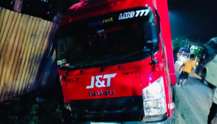 Gagal Nyalip, Truk Ekspedisi di Bojonegoro Tabrak Pemotor Hingga Tewas