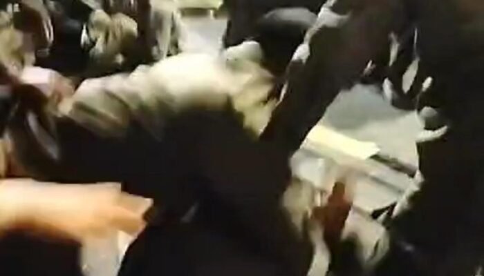 Aksi Copet Warnai Nobar Timnas U23 Vs Uzbekistan di Balai Kota Surabaya