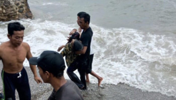 Nenek di Gresik Ditemukan Tewas Mengambang di Laut Bawean