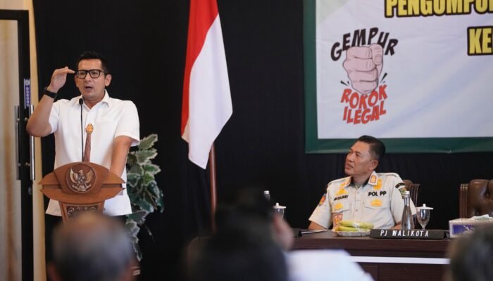Pj. Wali Kota Ajak Camat dan Lurah Pro Aktif Awasi Peredaran BKC Ilegal di Kota Mojokerto