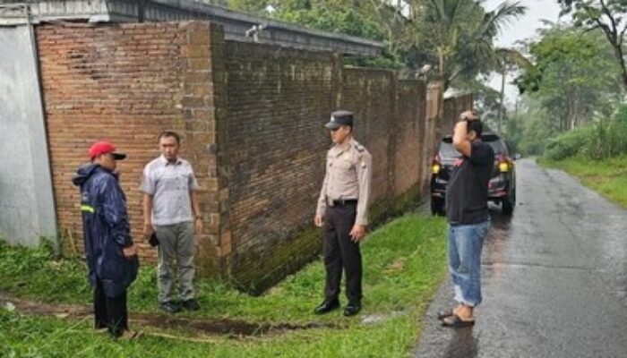 Pria Pamer Kelamin Teror Pemotor Wanita di Malang