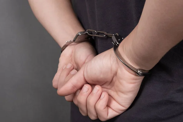 Pria pamer kelamin, diamankan polisi