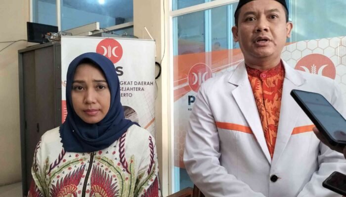 Ning Ita Daftar Bakal Calon Walikota Mojokerto ke DPD PKS