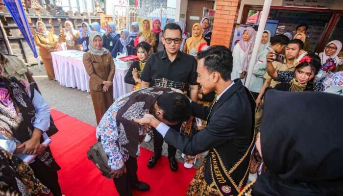 Sambut Tim Verlap Lomba Kampung KB, Pj Walikota Mojokerto: Keluarga Berkualitas Menuju Generasi Emas
