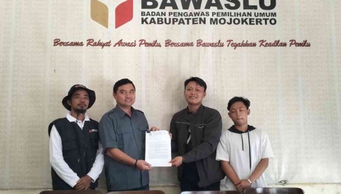 Masuk SK Pengurus Partai Gerindra, Komisioner KPU Kabupaten Mojokerto Dilaporkan ke Bawaslu
