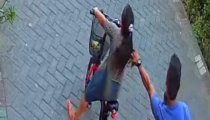 Parah! Siswi SD di Sidoarjo Dijambret Didepan Rumah Sendiri