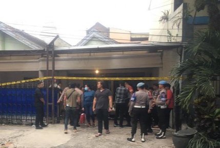 Rumah digerebek polisi, Tempat produksi narkoba