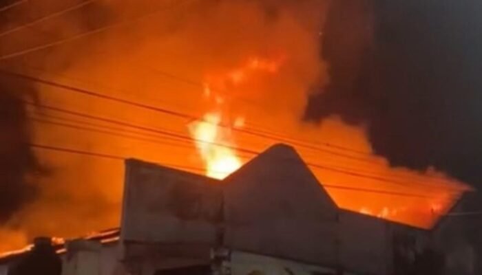 Ruko di Ngadiluwih Kediri Ludes Terbakar, Kerugian Capai 1 Miliar