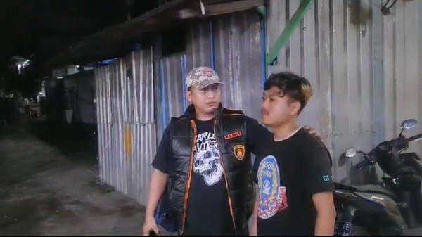 Cekcok dengan pacar, pria hajar ojol