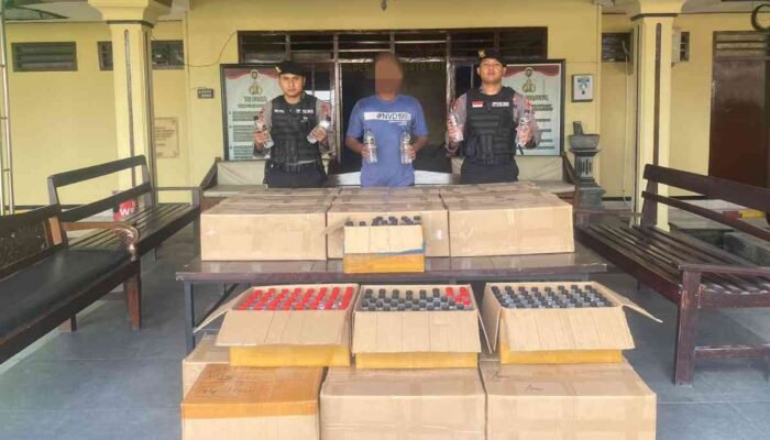 Satu Truk Bermuatan Arak Bali Disergap Polresta Mojokerto 