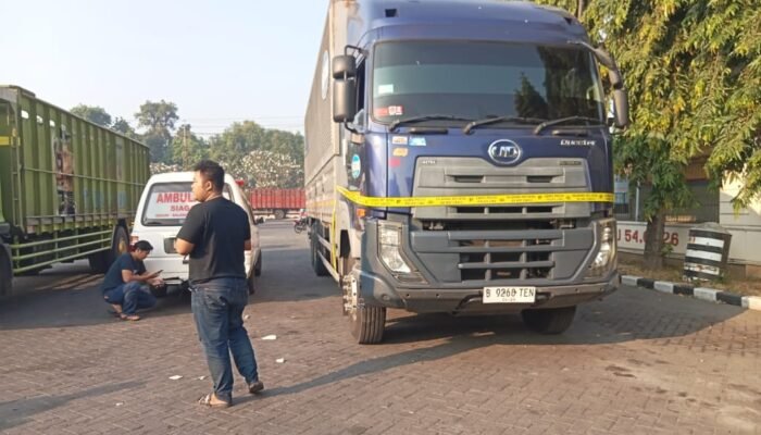 Sopir Truk Ditemukan Meninggal di Parkiran SPBU Balongbendo, Diduga Serangan Jantung