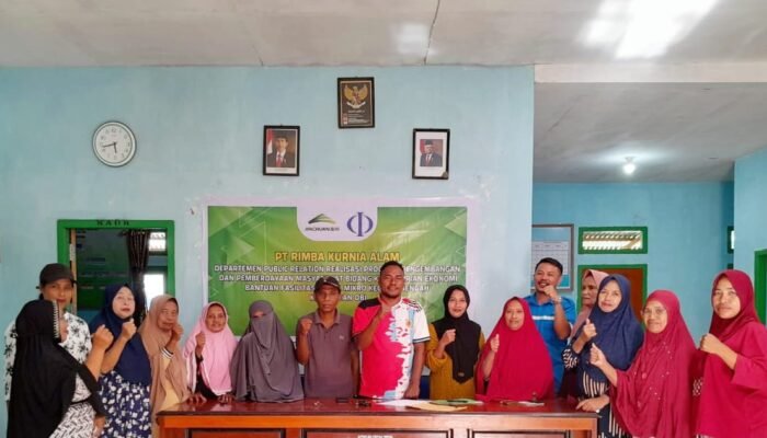 Jelang 79 Tahun HUT RI, PT RKA Peduli UMKM Lingkar Tambang