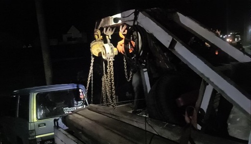Mobil tabrak motor, Berita Probolinggo