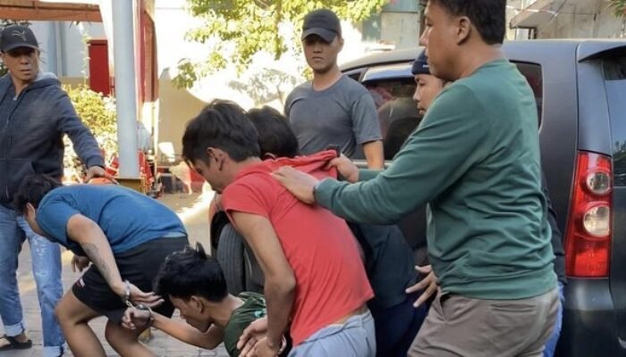 Enam Begal Motor di Surabaya Dibekuk Polisi, Satu Pelaku Masih Dibawah Umur