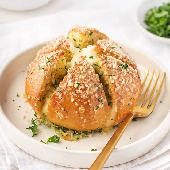 Korean Garlic Cheese Bread