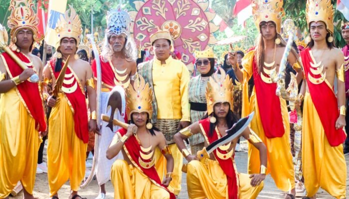 Meriahkan HUT RI ke-79, Ratusan Warga Jolotundo Antusias Ikuti Karnaval