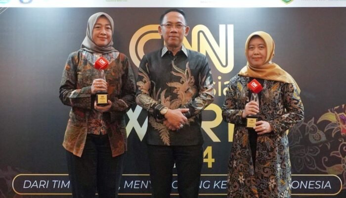 Pemkot Mojokerto Berjaya di CNN Indonesia Awards 2024, Sabet Dua Penghargaan Sekaligus 