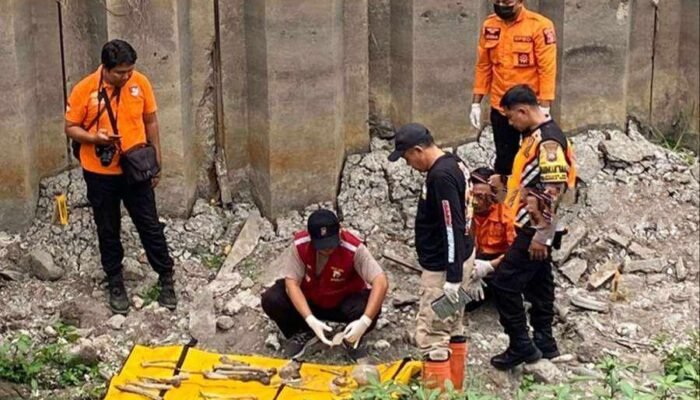 Gempar! Dua Kerangka Manusia Ditemukan di Pompa Air Surabaya