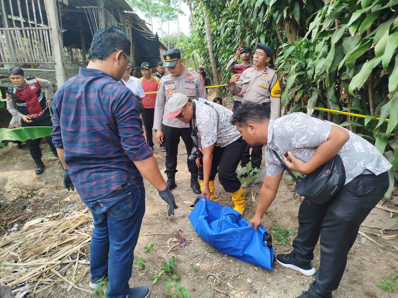 Jasad bayi dibuang, Berita Blitar