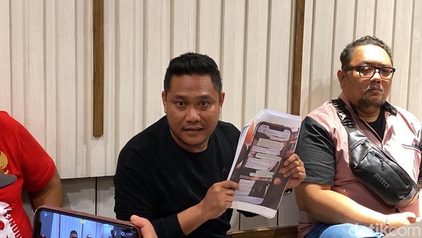 Ketua Bawaslu Surabaya, Aniaya pacar