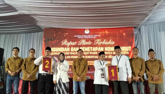 KPU Kota Mojokerto Undi Nomor Urut Pilkada 2024, Juanedi – Amin Nomor 1 dan Ning Ita – Cak Sandi Nomor 2