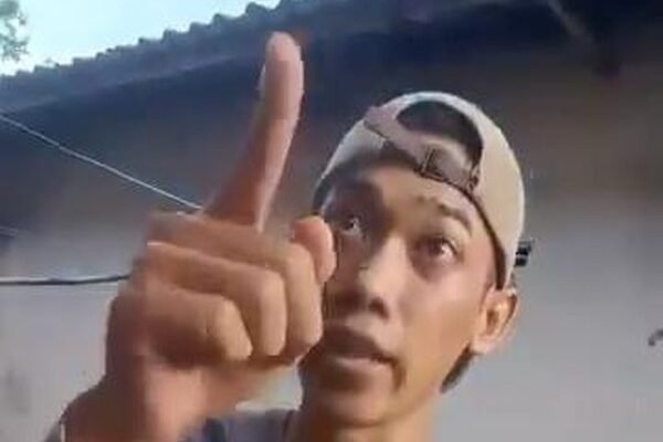 Barang Tak Kunjung Dikirim, Pria di Jombang Marahi dan Pukul Kurir Paket