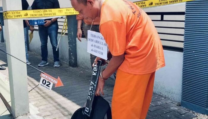 Rekonstruksi Pembunuhan Perempuan Cantik di Pacet, Tersangka Peragakan 17 Adegan