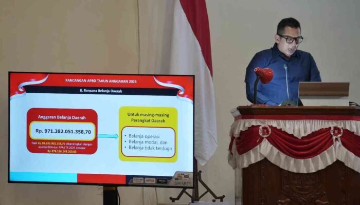 Pj Wali Kota Mojokerto Utamakan Pertumbuhan Ekonomi dan Kolaborasi Daerah dalam R-APBD 2025