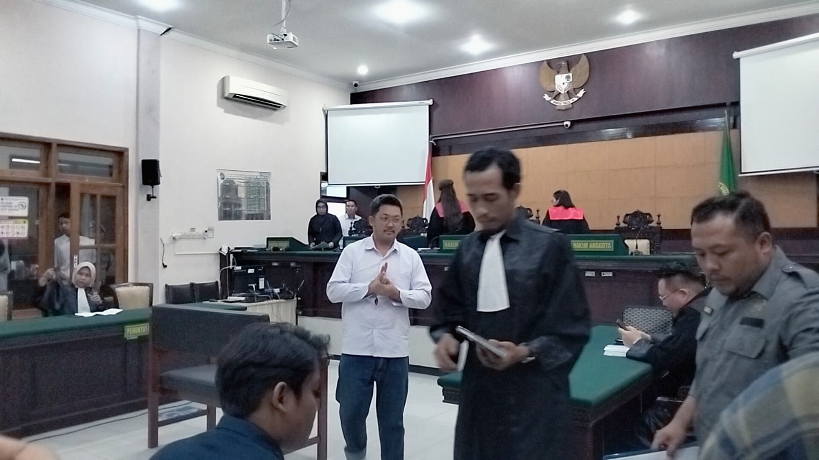 Herman Budiyono mengikuti persidangan