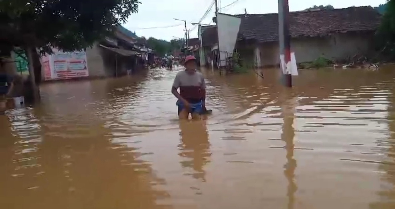 Hujan deras, Rumah terendam banjir