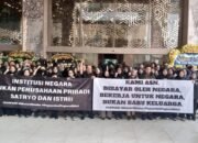 Menteri Satryo Dituding Suka Tampar dan Pecat, ASN Kemendikti Saintek Gelar Aksi Protes