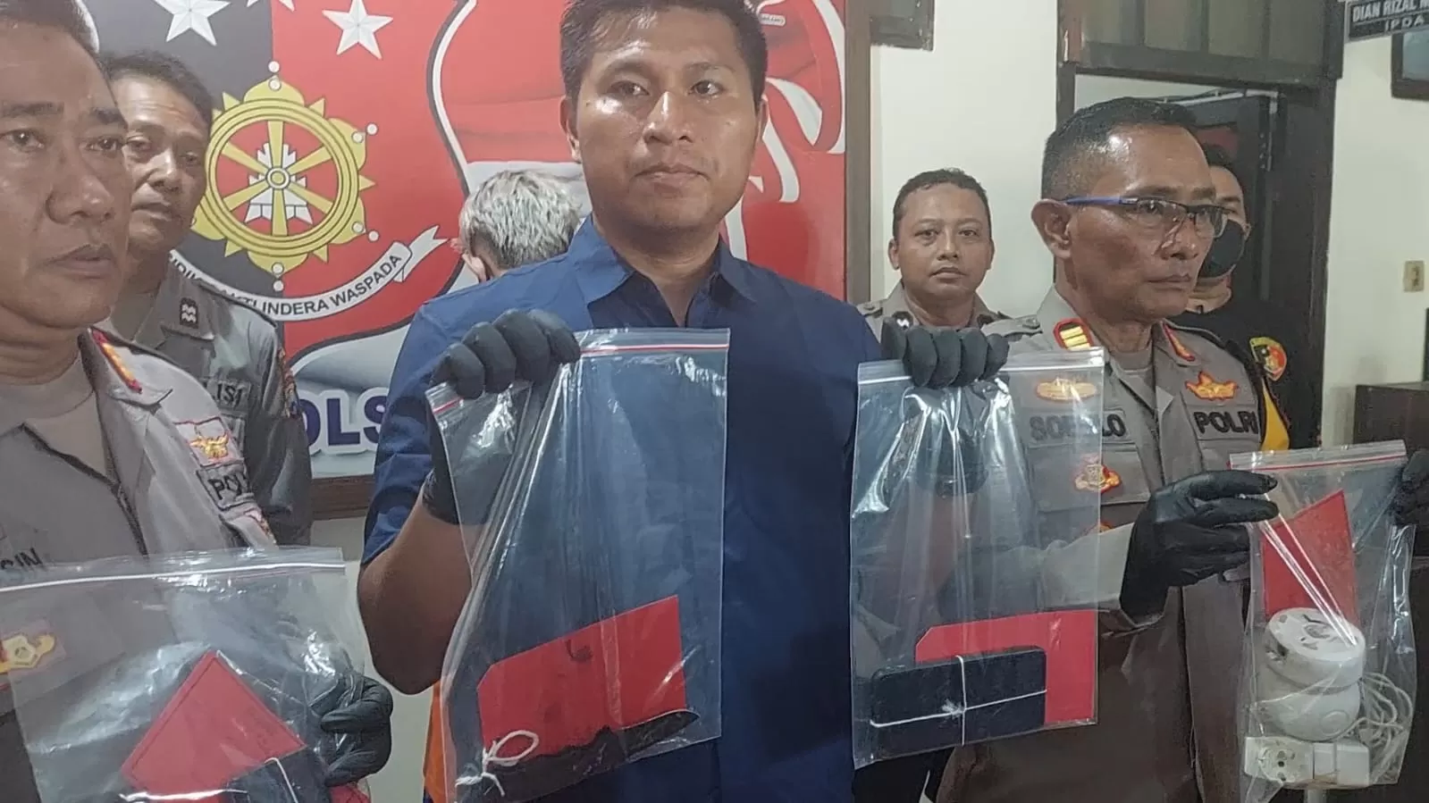 Kasus pembunuhan, Barbershop Jombang